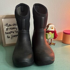 Bogs Mens  Black Rain Boots SZ 9 box 4